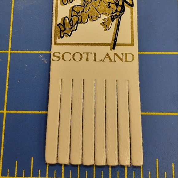 Scotland Leather Bookmark 9" White & Gold - Picture 4 of 6